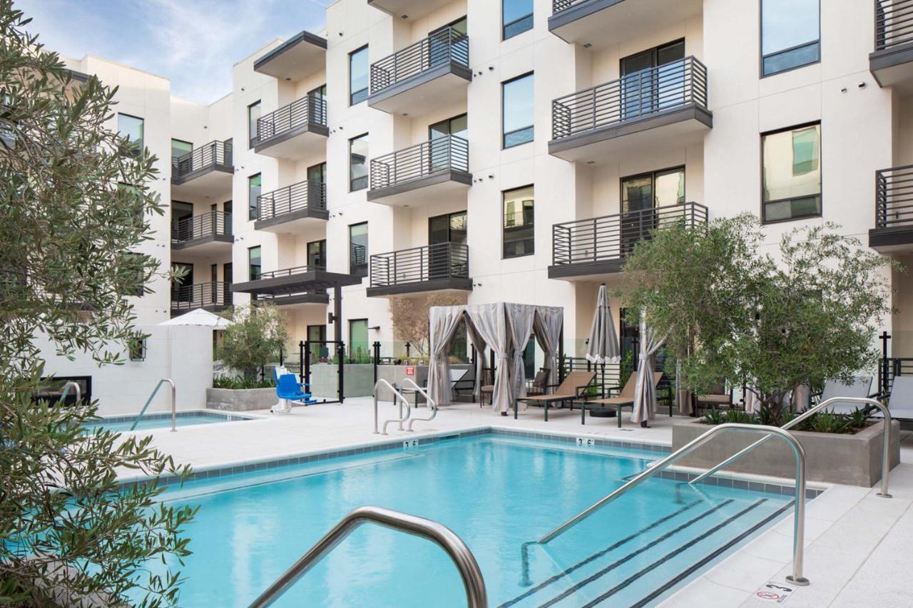 Sentral Old Town Aparthotel Scottsdale Bagian luar foto